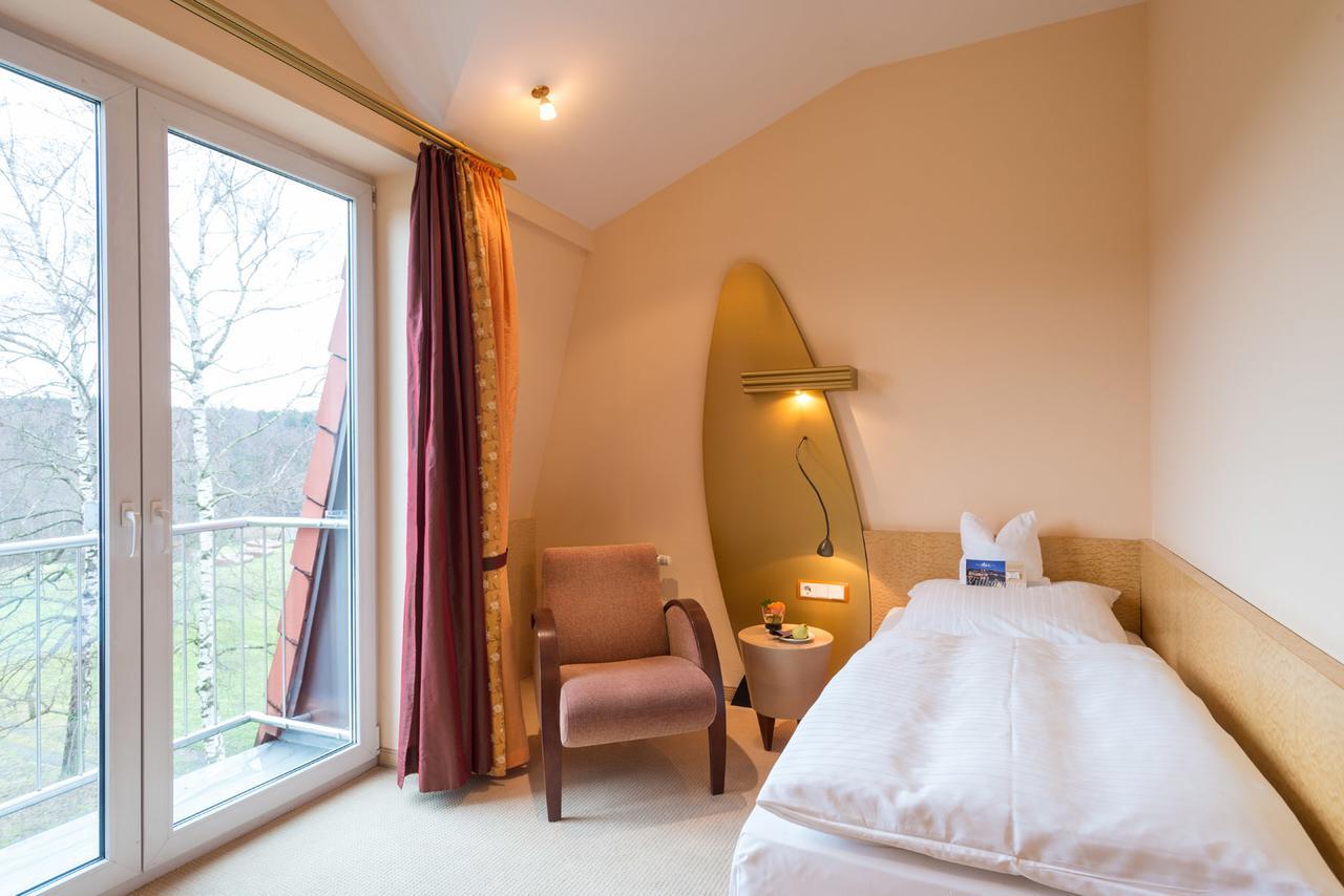 Hotel Heinz Hohr-Grenzhausen Bagian luar foto